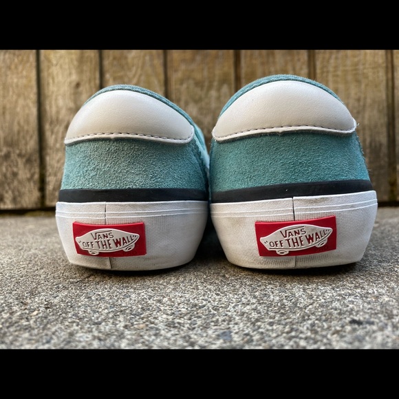 Vans - Picture 7 of 7